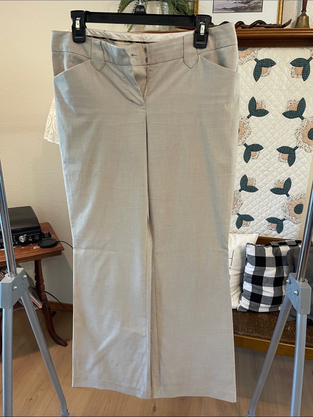 Express Women's Light Beige Straight-Leg Dress Trousers